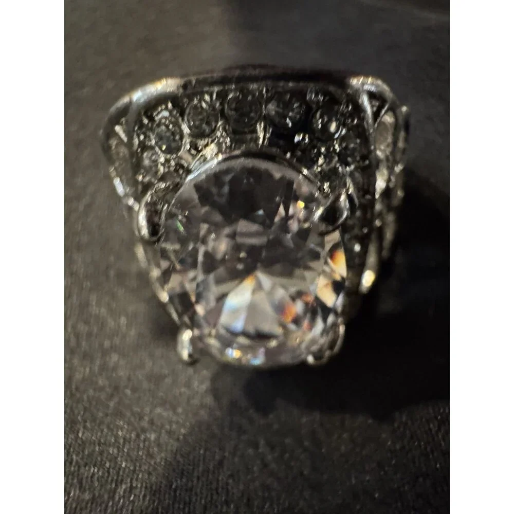NEW Fashion CZ Moissanite Statement Ring Silvertone Women 17 US 8